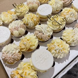 61a6de 14c755e5885e4d039e735cbbee7f44f7mv2 - Anita's Wicked Cakes