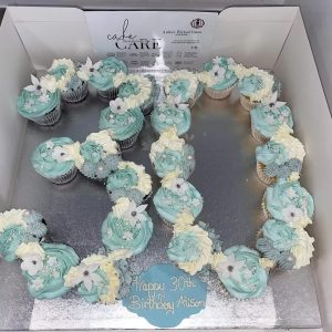 61a6de 37985f65032e4c1db7c9746653ee9f27mv2 - Anita's Wicked Cakes